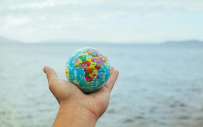 El mundo es pequeño, Dios es grande